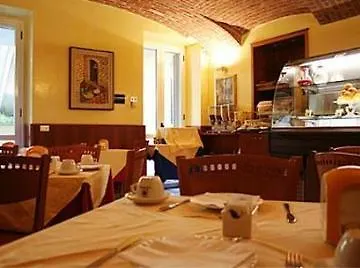 Ideale 3* Μιλάνο